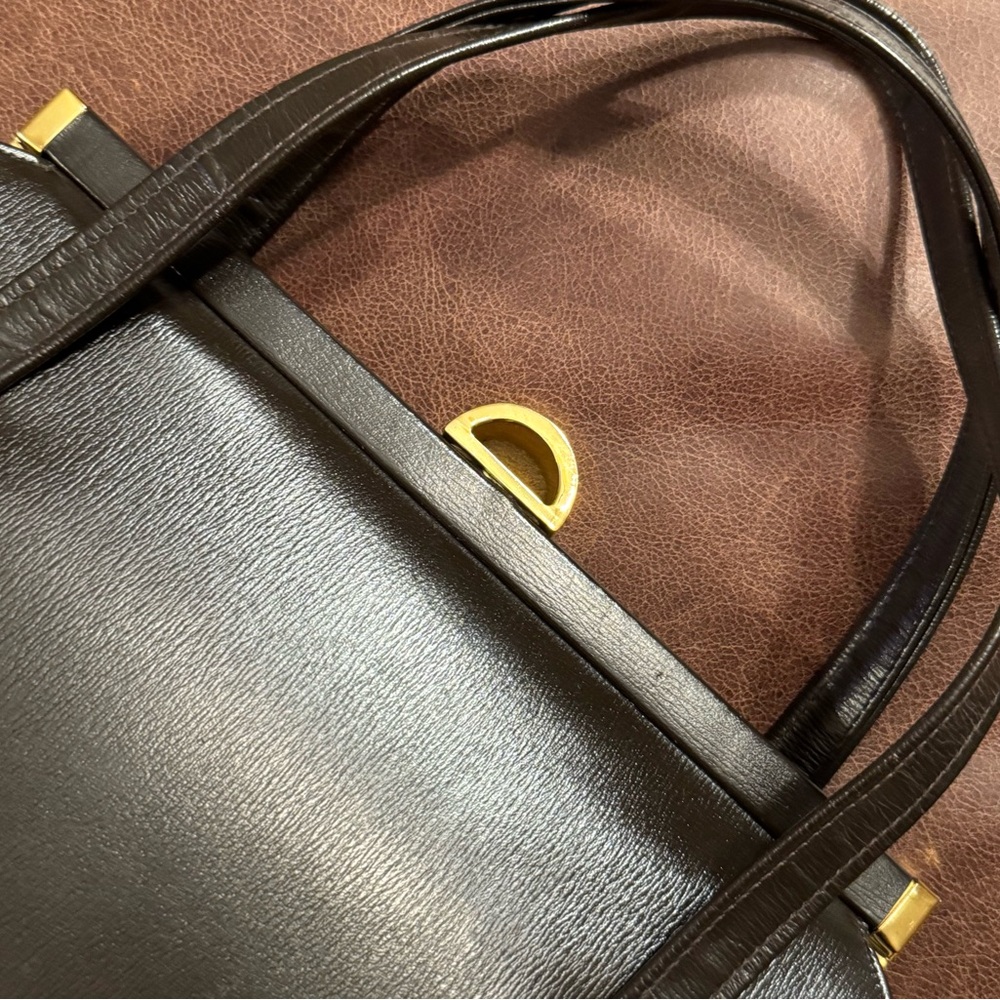 Macy's Classic Black Leather Shoulder Bag Circa 1950s - Picture 3 of 11